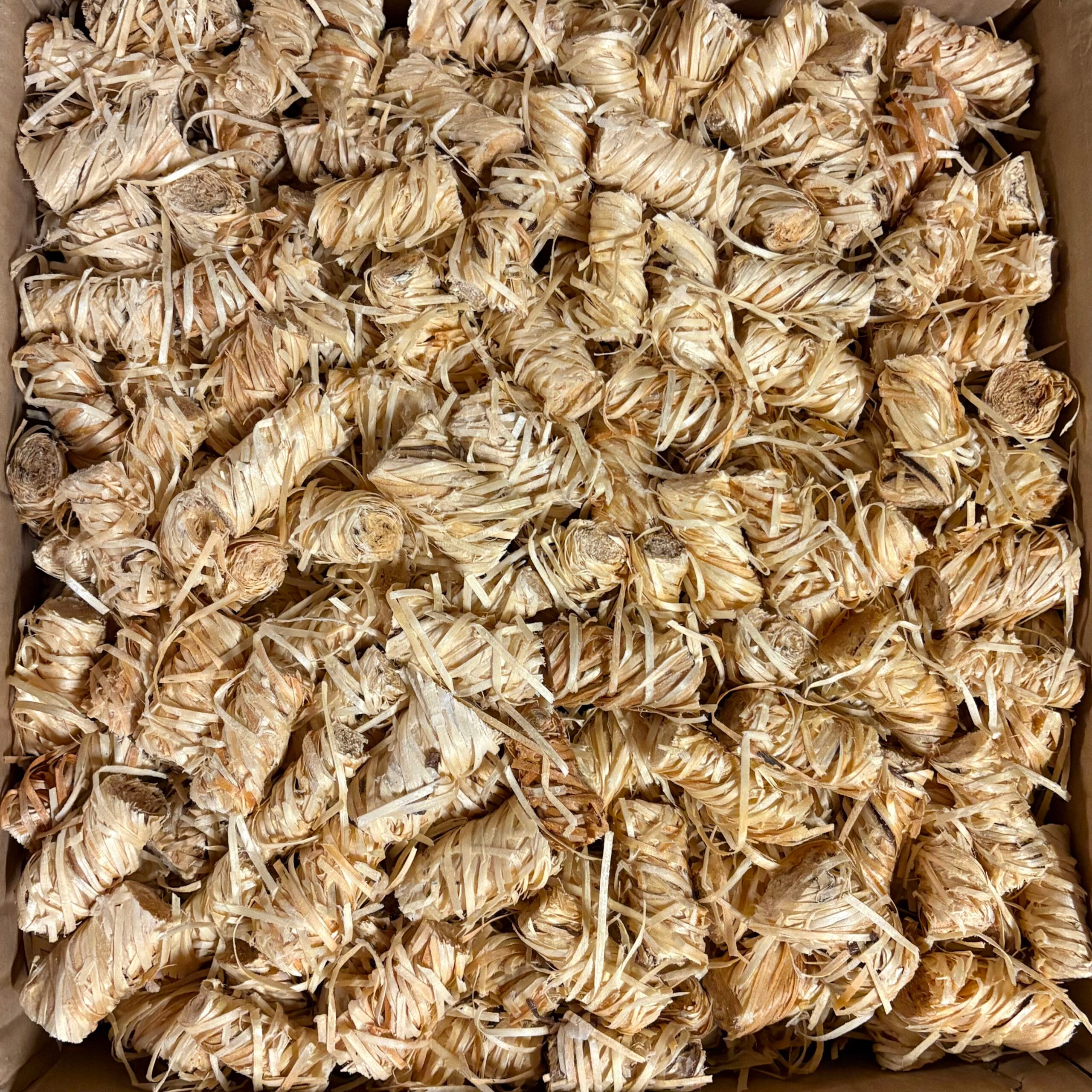 A box filled with STOCERS wood wool firelighters